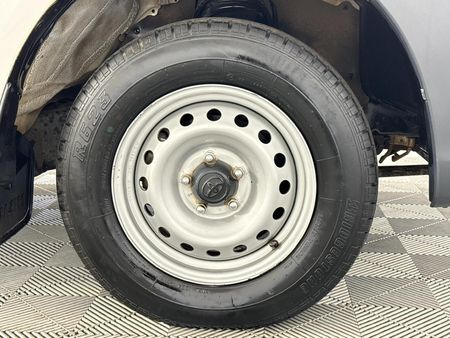 2018-Toyota-Hilux-24-GD-6-Raised-Body-SRX-Single-Cab_3