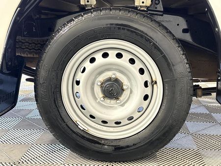 2018-Toyota-Hilux-24-GD-6-Raised-Body-SRX-Single-Cab_5