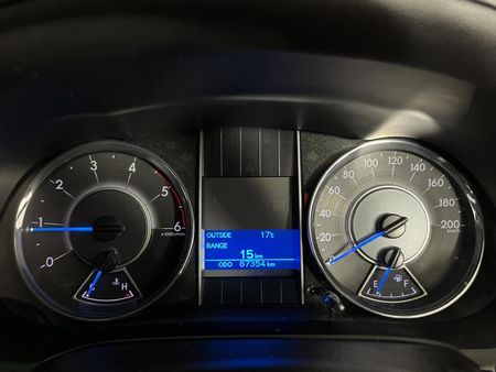 2017-Toyota-Fortuner-24-GD-6-Raised-Body_2