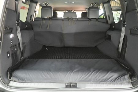 2026-Toyota-Land-Cruiser-300-V6-33D-GR-S_11