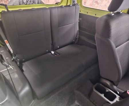 2022-Suzuki-Jimny-15-GLX-Auto_9