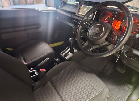 2022-Suzuki-Jimny-15-GLX-Auto_8