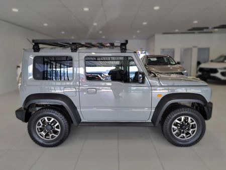 2022-Suzuki-Jimny-15-GLX-Auto_6