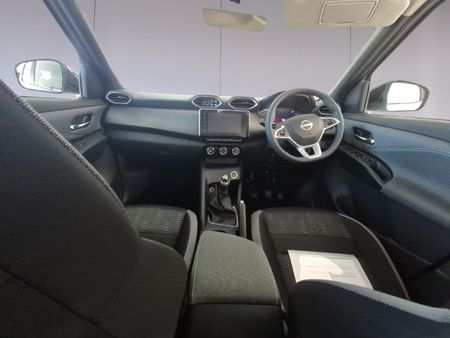 2026-Nissan-Magnite-10T-Acenta_17