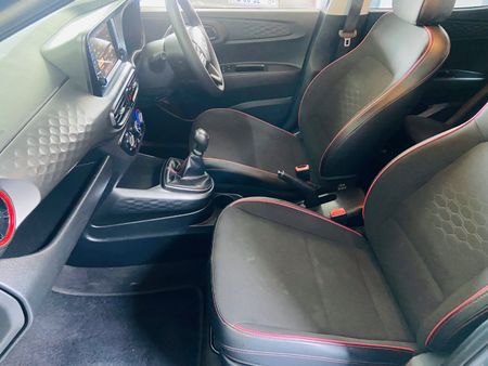 2023-Hyundai-Grand-i10-10-Motion_1