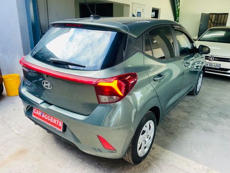 2023-Hyundai-Grand-i10-10-Motion_4