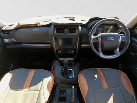 2021-Mahindra-Pik-Up-22-mHawk-S11-Dusk-4x4-Auto-Double-Cab_16