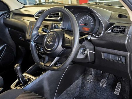 2024-Suzuki-Dzire-12-GA_18