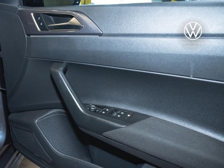2026-Volkswagen-Polo-20-GTI-Auto-147kW_24