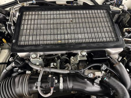 2018-Toyota-Land-Cruiser-76-45-D-V8-Station-Wagon_13