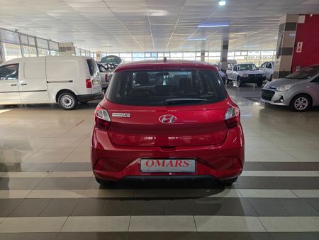 2023-Hyundai-Grand-i10-10-Motion_4
