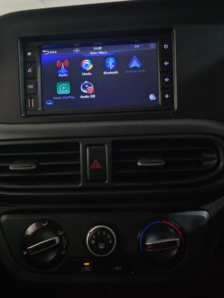 2023-Hyundai-Grand-i10-10-Motion_7