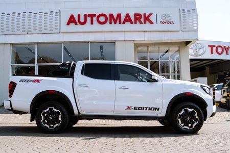 2022-Nissan-Navara-25-DDTi-LE-Plus-4X4-Auto-Double-Cab_11