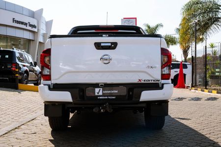 2022-Nissan-Navara-25-DDTi-LE-Plus-4X4-Auto-Double-Cab_5