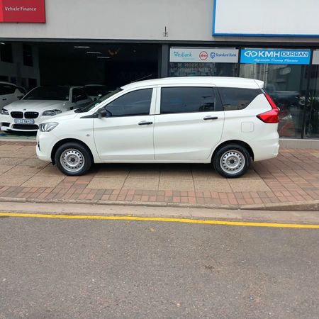 2024-Toyota-Rumion-15-S_3
