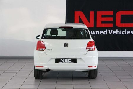 2024-Volkswagen-Polo-Vivo-14-Comfortline-5-dr_4