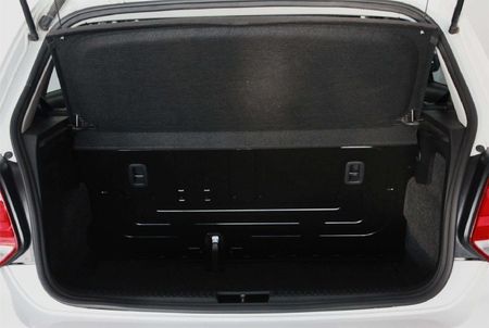 2024-Volkswagen-Polo-Vivo-14-Comfortline-5-dr_6