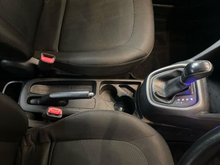 2018-Hyundai-Grand-i10-10-Motion-Auto_11