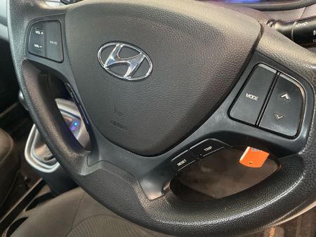 2018-Hyundai-Grand-i10-10-Motion-Auto_19