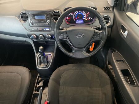 2018-Hyundai-Grand-i10-10-Motion-Auto_21