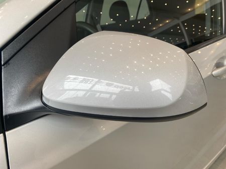 2018-Hyundai-Grand-i10-10-Motion-Auto_28