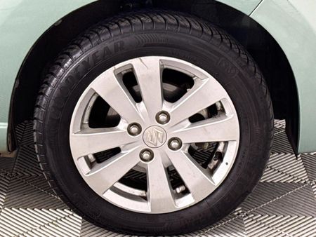 2010-Suzuki-Alto-10-GLS_5