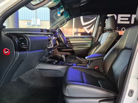 2023-Toyota-Hilux-28-GD-6-Raised-Body-Legend-4x4-Auto-Double-Cab_16