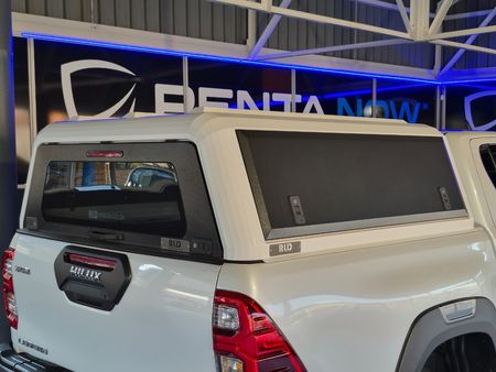 2023-Toyota-Hilux-28-GD-6-Raised-Body-Legend-4x4-Auto-Double-Cab_23