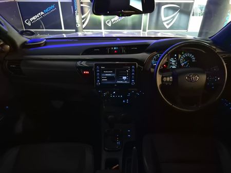2023-Toyota-Hilux-28-GD-6-Raised-Body-Legend-4x4-Auto-Double-Cab_8