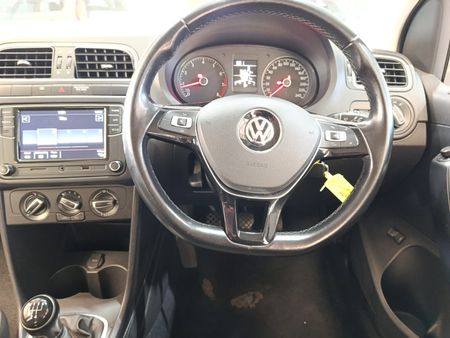 2020-Volkswagen-Polo-GP-14-Comfortline_18