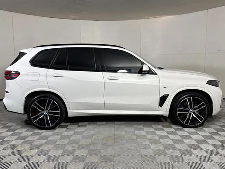 2023-BMW-X5-xDrive30d-M-Sport_16