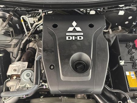2024-Mitsubishi-Pajero-Sport-24D-4x4-Auto_13