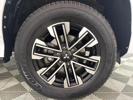 2024-Mitsubishi-Pajero-Sport-24D-4x4-Auto_7