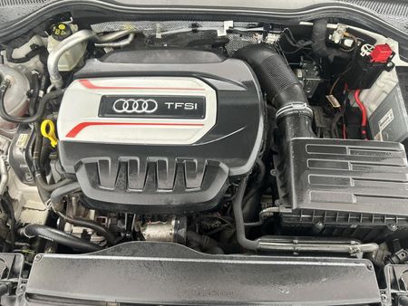 2020-Audi-TT-S-Coupe-quattro-Auto-228kW_12