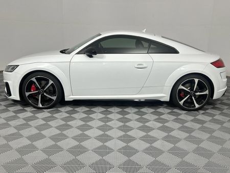 2020-Audi-TT-S-Coupe-quattro-Auto-228kW_18