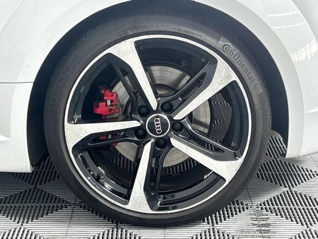 2020-Audi-TT-S-Coupe-quattro-Auto-228kW_5