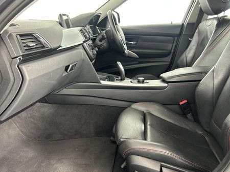 2014-BMW-3-Series-328i-M-Sport-Auto_8
