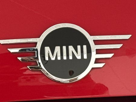 2019-MINI-Hatch-One-15T-Auto_9