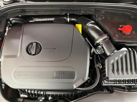2019-MINI-Hatch-One-15T-Auto_11