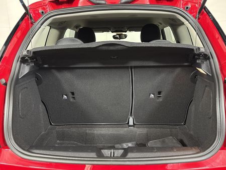 2019-MINI-Hatch-One-15T-Auto_12