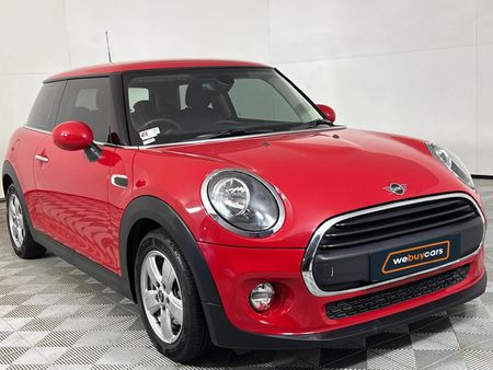2019-MINI-Hatch-One-15T-Auto_14