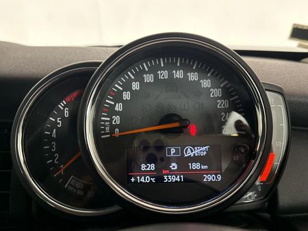 2019-MINI-Hatch-One-15T-Auto_1