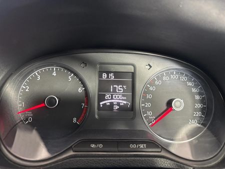 2021-Volkswagen-Polo-GP-16-Trendline_2