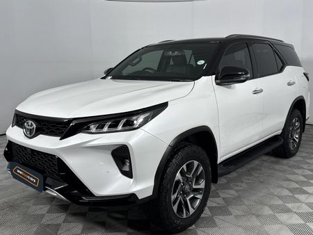 2024-Toyota-Fortuner-28-GD-6-RB-Auto_0