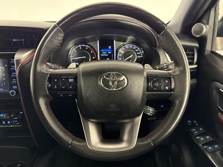 2024-Toyota-Fortuner-28-GD-6-RB-Auto_12