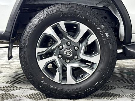 2024-Toyota-Fortuner-28-GD-6-RB-Auto_7