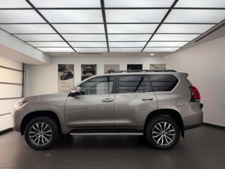 2023-Toyota-Land-Cruiser-Prado-28-GD-VX-Auto_3
