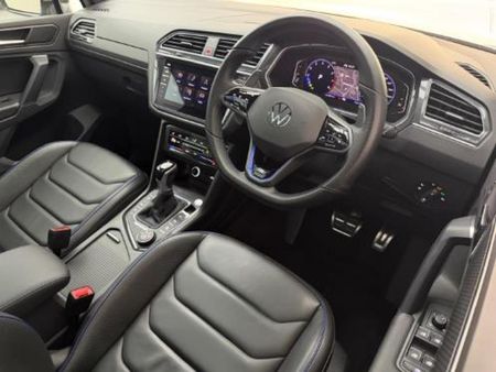 2023-Volkswagen-Tiguan-R-20-TSI-4M-Auto-235kw_13