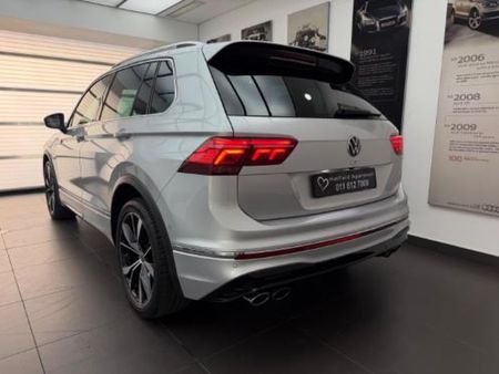 2023-Volkswagen-Tiguan-R-20-TSI-4M-Auto-235kw_7
