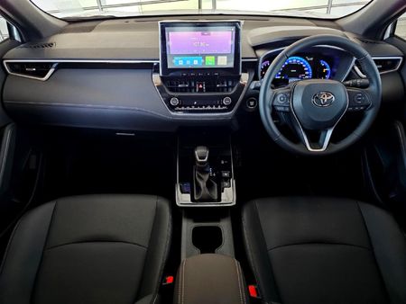 2026-Toyota-Corolla-Cross-18-XS_11